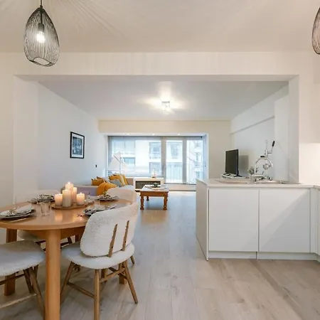 Huswell - Modern 2 Bedroom In Centre Of Appartamento